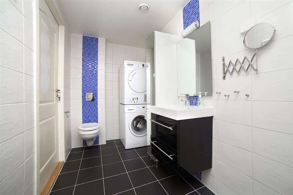Spacious Waterfront Apartment With Free Parking - Upgraded 2024 Stavanger Buitenkant foto