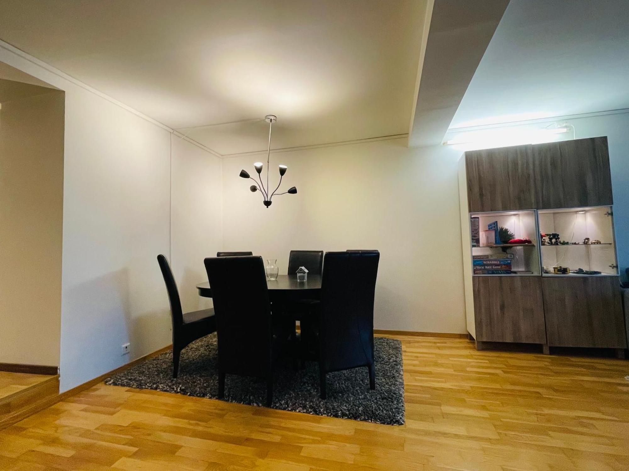Spacious Waterfront Apartment With Free Parking - Upgraded 2024 Stavanger Buitenkant foto